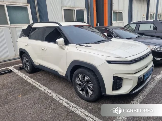 Ssangyong Torres EVX 2024 Белый из Кореи, фото 2
