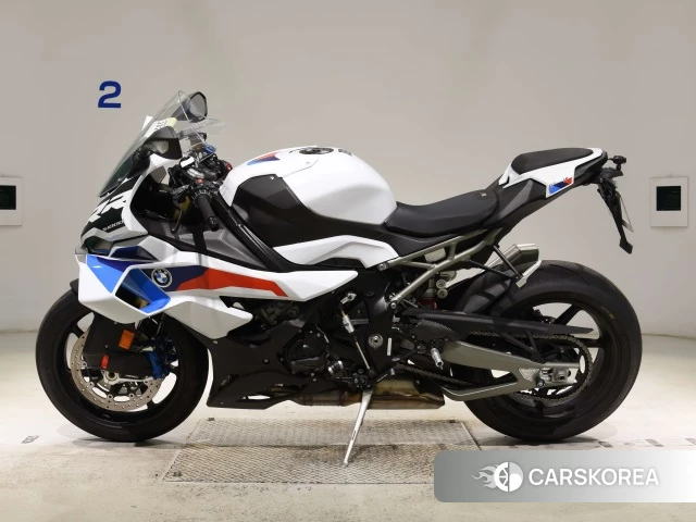 BMW S1000RR M PACKAGE 2025 из Японии