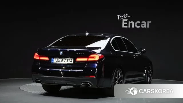 BMW 5 Series (G30) id 3601313 из Кореи 12