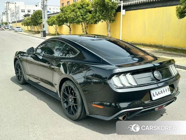 Ford Mustang 2018 Черный из Китая, фото 2