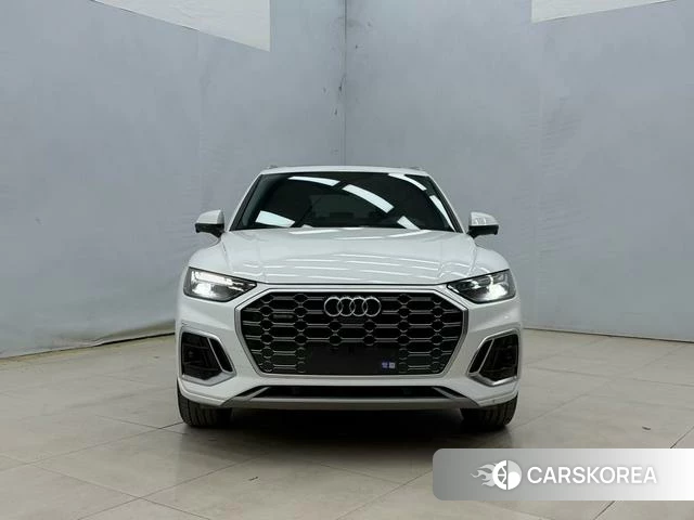 Audi Q5L 2022 Белый из Китая, фото 2