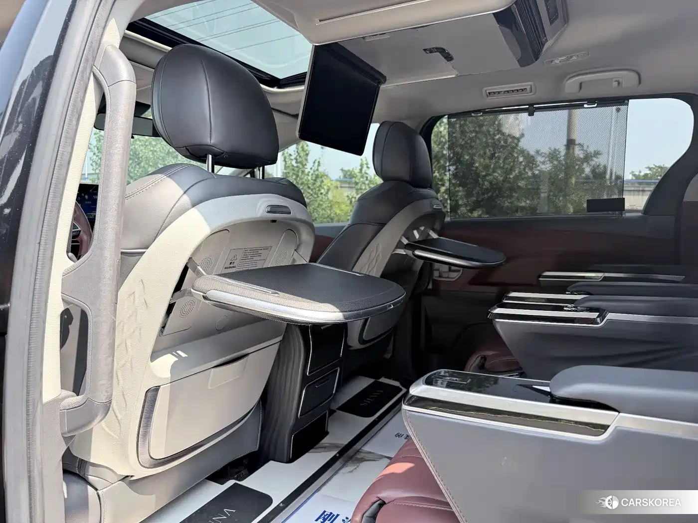 Toyota Sienna id 4589523 из Китая 7
