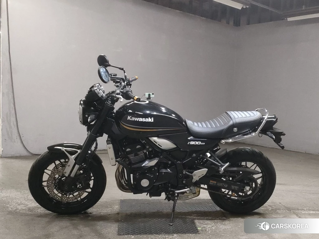 Проданный Kawasaki Z900RS 2019 из Японии, фото 2