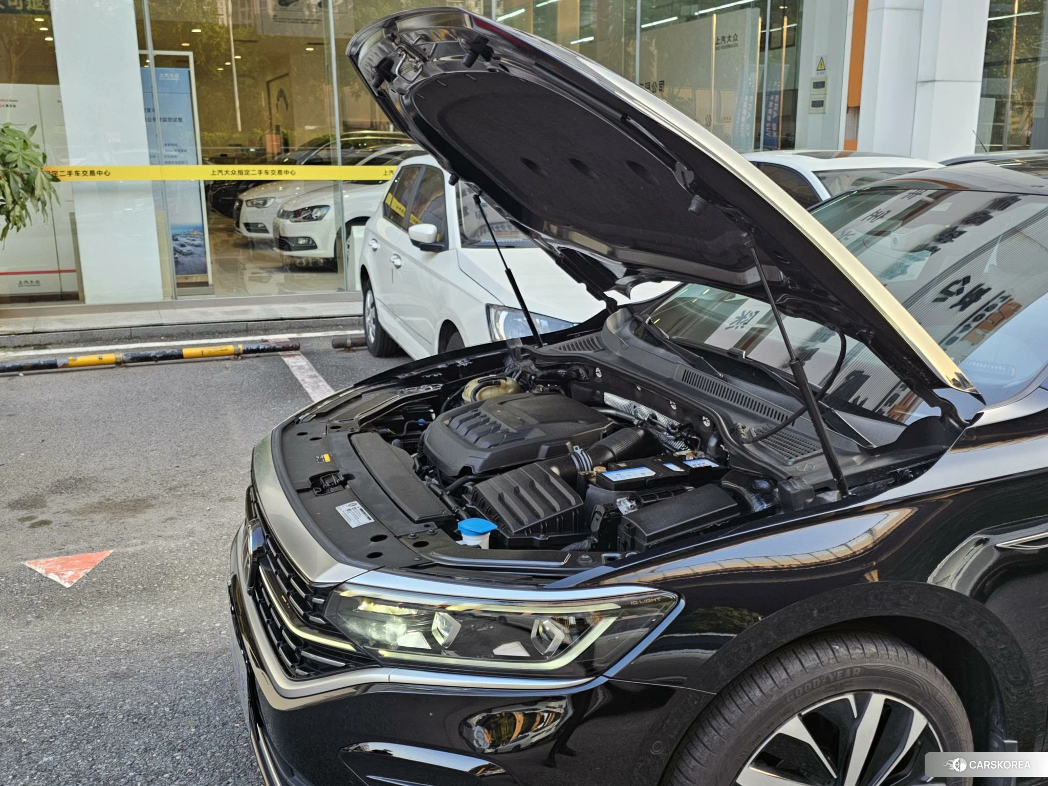 Volkswagen Passat id 4440476 из Китая 12