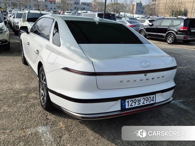 Hyundai Grandeur (GN7) id 3857326 из Кореи 12