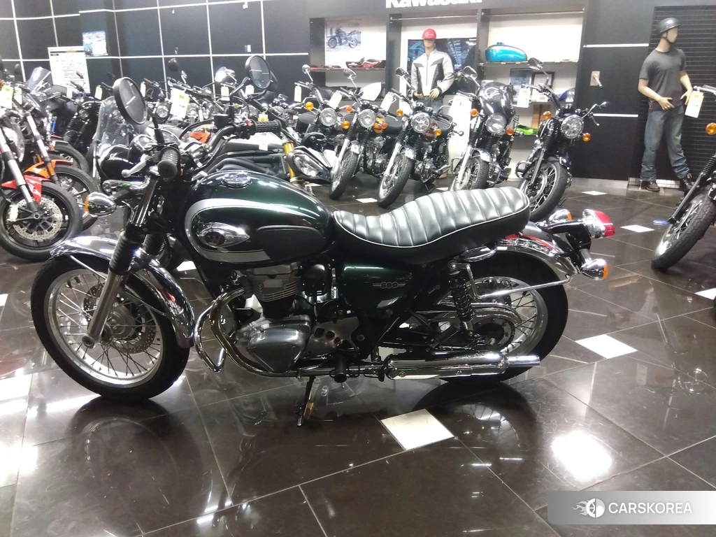 Проданный Kawasaki W800 2020 из Японии, фото 2