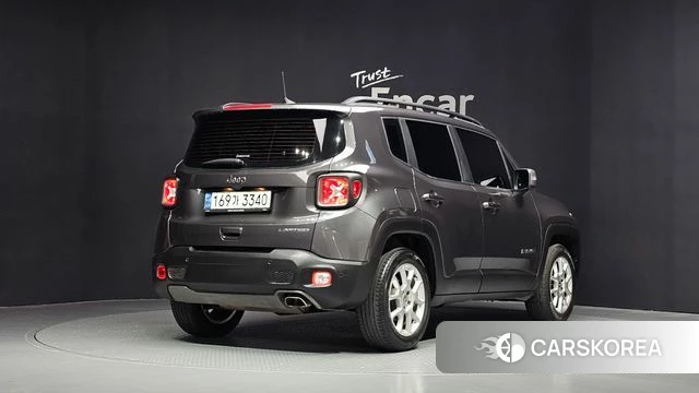 Jeep Renegade id 4636741 из Кореи 12