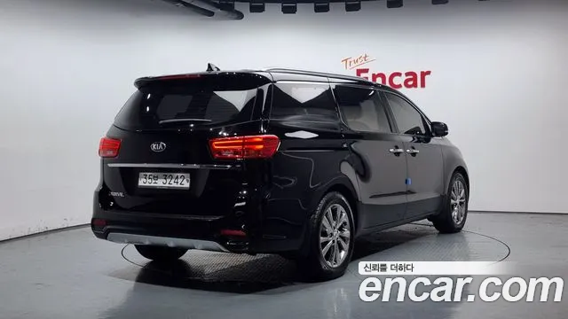 Kia The New Carnival id 2711761 из Кореи 12