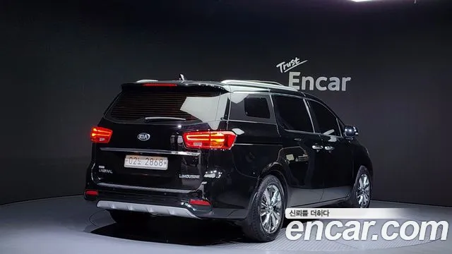 Kia The New Carnival id 2705532 из Кореи 12