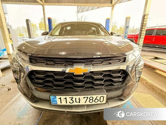 Chevrolet (GM Daewoo) Trax Crossover 2024 Черный из Кореи, фото 2