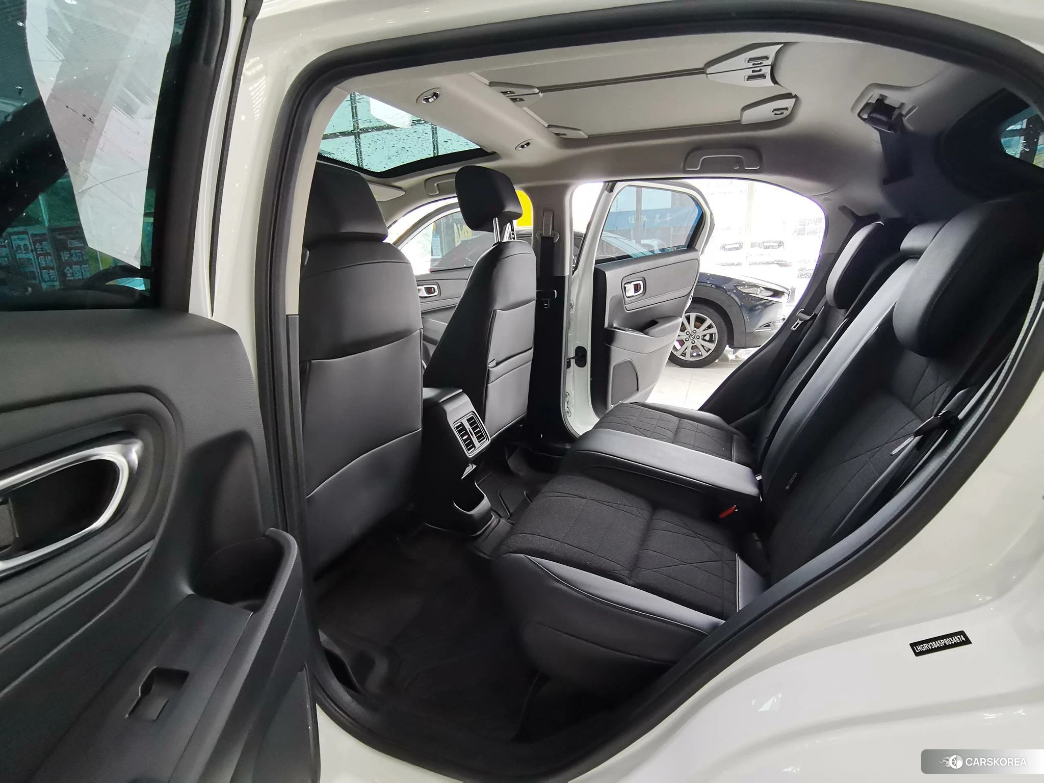 Honda Vezel 2022 Белый из Китая, фото 6