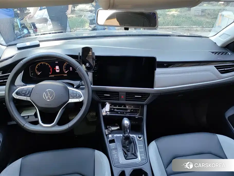 Volkswagen Bora id 4559786 из Китая 8