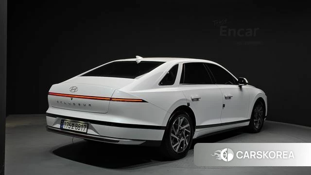 Hyundai Grandeur (GN7) id 4315660 из Кореи 12
