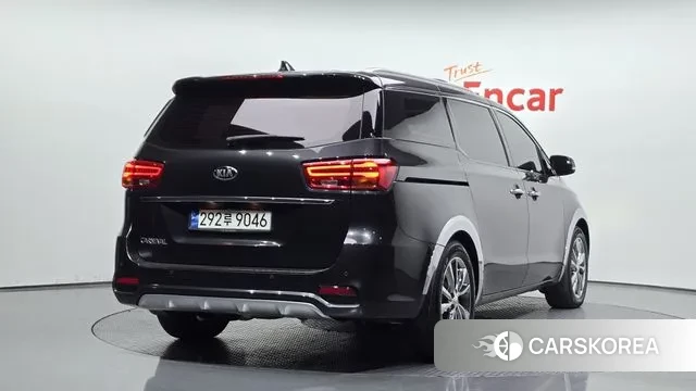 Kia The New Carnival id 3444236 из Кореи 12