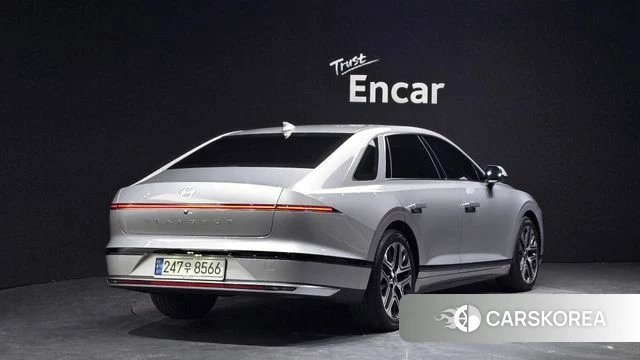 Hyundai Grandeur (GN7) id 3922099 из Кореи 12