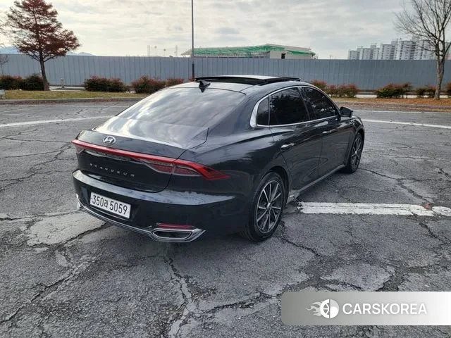 Hyundai The New Grandeur IG id 3417643 из Кореи 12