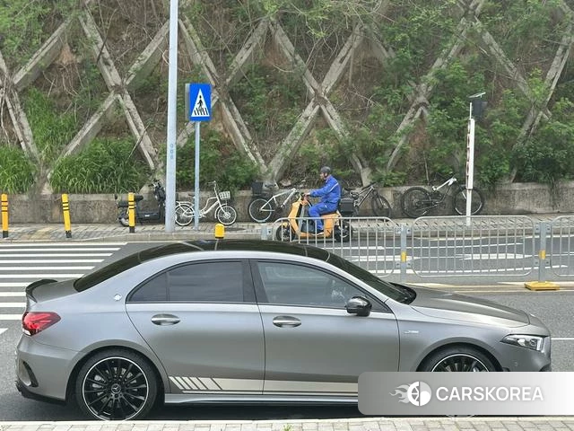 Mercedes-Benz Class A AMG 2023 Темно-серый из Китая, фото 6