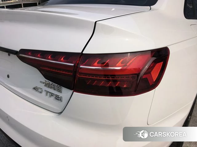 Audi A4L id 4275544 из Китая 9