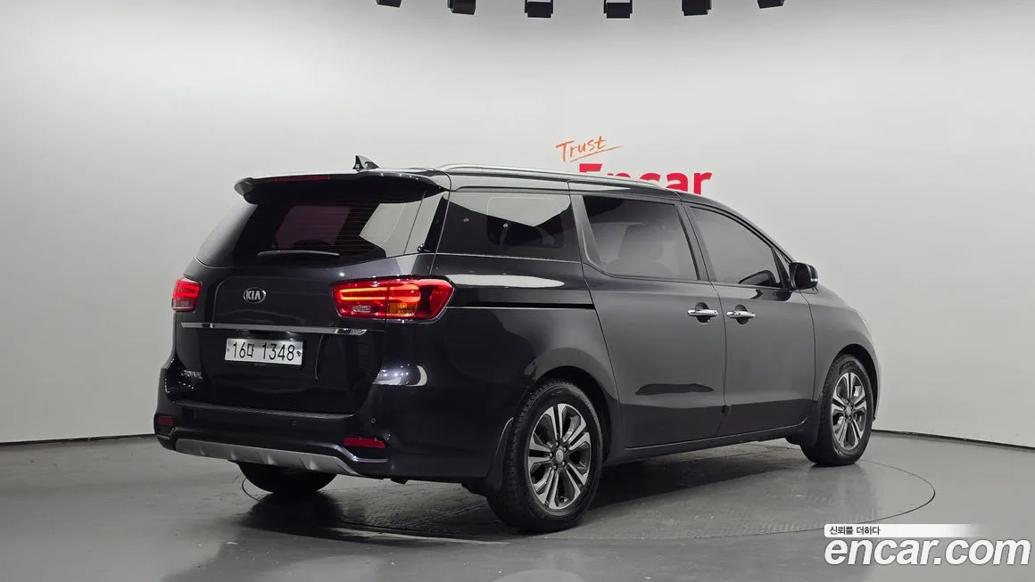 Kia The New Carnival id 2164513 из Кореи 12