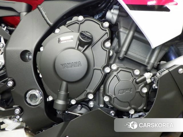 Engine photo