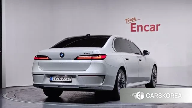 BMW 7 Series (G70) id 3670437 из Кореи 12