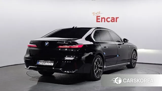 BMW 7 Series (G70) id 3353463 из Кореи 12