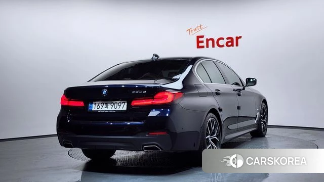 BMW 5 Series (G30) id 4389296 из Кореи 12