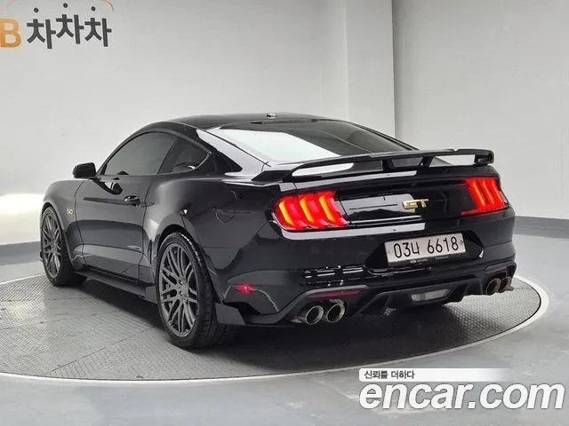 Ford Mustang 2018 Черный из Кореи, фото 2