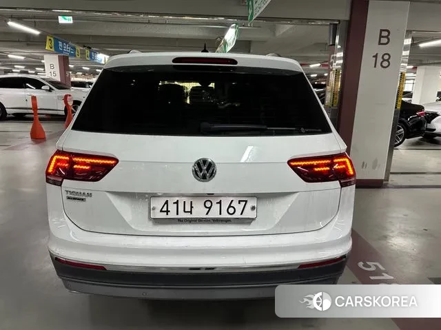 Volkswagen Tiguan Allspace 2018 Белый из Кореи, фото 4