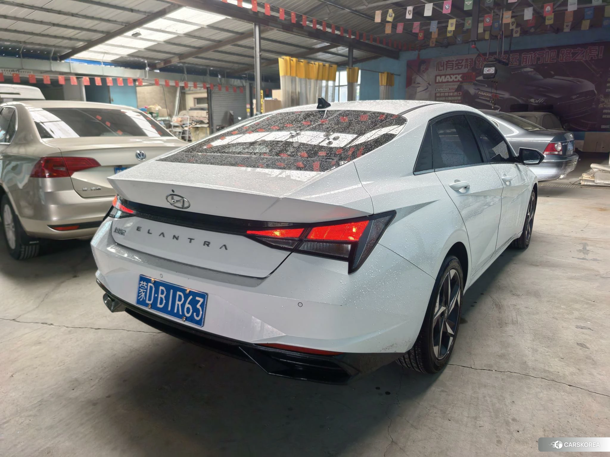 Hyundai Elantra 2022 Белый из Китая, фото 2