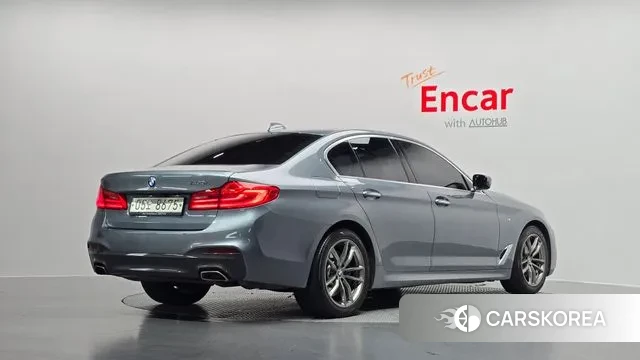 BMW 5 Series (G30) id 3455319 из Кореи 12