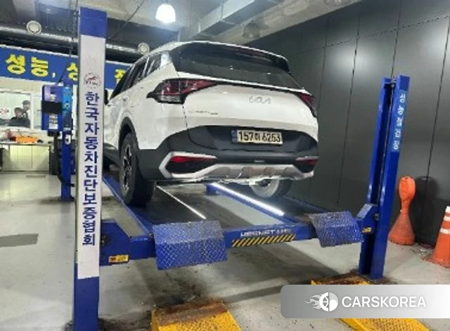 Kia Sportage 5th Generation 2021 Белый из Кореи, фото 2