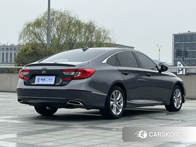 Honda Accord id 4260913 из Китая 12
