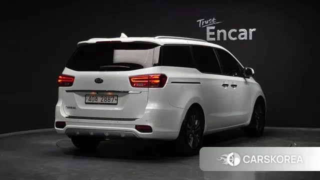 Kia The New Carnival id 3778932 из Кореи 12