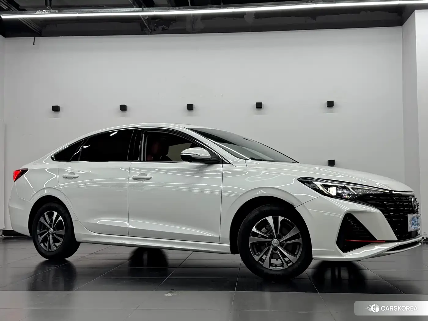 Chang'an Yidong 2024 Белый из Китая, фото 6