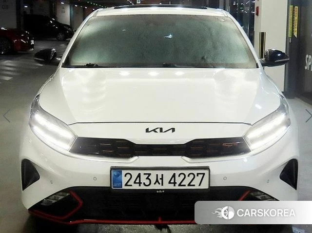 Kia The New K3 2nd generation 2024 Белый из Кореи, фото 2