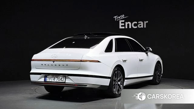 Hyundai Grandeur (GN7) id 3826634 из Кореи 12