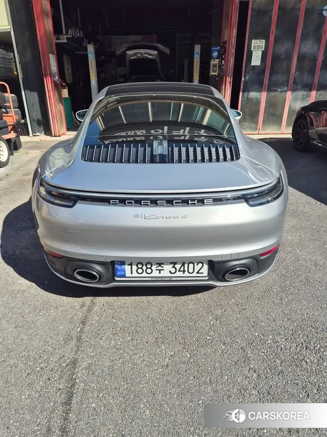 Porsche 911(992) 2024 Серебристо-серый из Кореи, фото 5