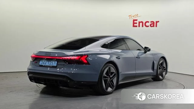 Audi RS e-Tron GT id 4177944 из Кореи 12