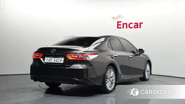 Toyota Camry (XV70) id 3631915 из Кореи 12