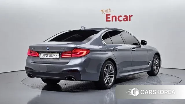 BMW 5 Series (G30) id 3284763 из Кореи 12