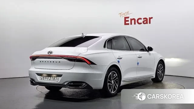 Hyundai The New Grandeur IG id 3220070 из Кореи 12