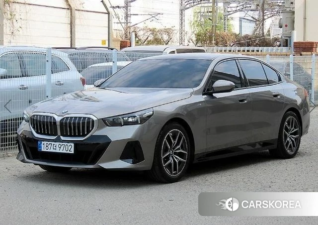 BMW 5 Series (G60) id 4248311 из Кореи 12