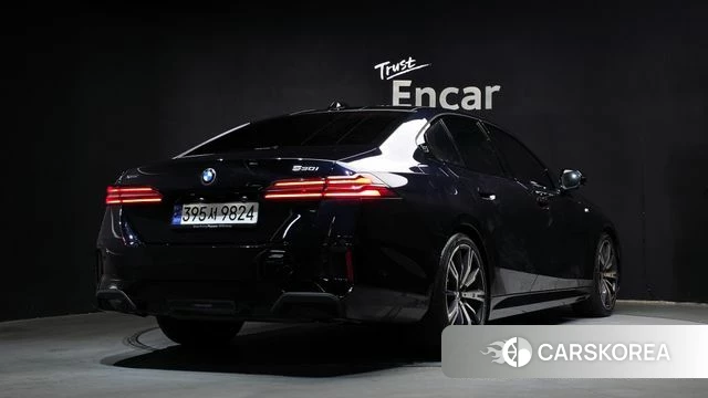 BMW 5 Series (G60) id 3891296 из Кореи 12