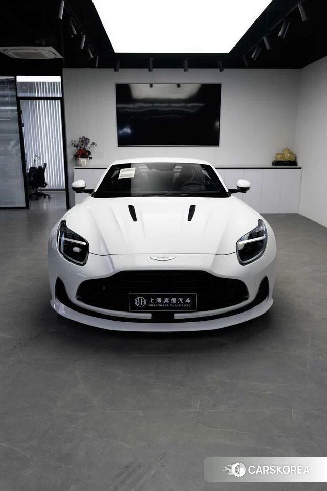 Aston Martin DB12 id 4239612 из Китая 9