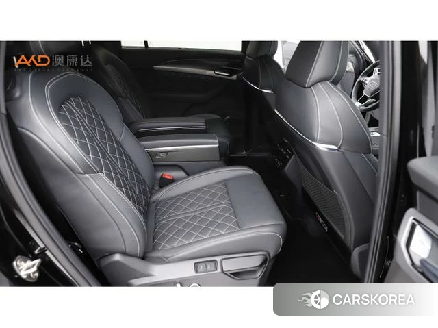 Audi Q6 2024 Черный из Китая, фото 3