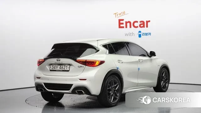 Infiniti Q30 id 3254041 из Кореи 12