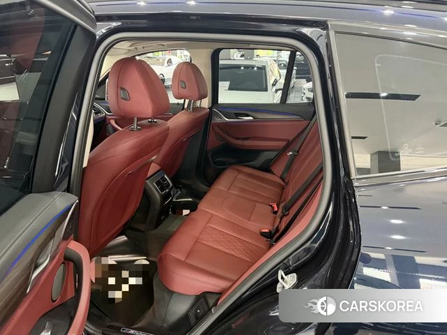 BMW X3 2021 Черный из Китая, фото 2