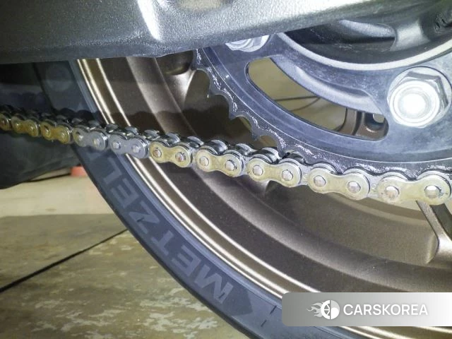 Проданный Honda CB650R id 4000028 из Японии, фото 12