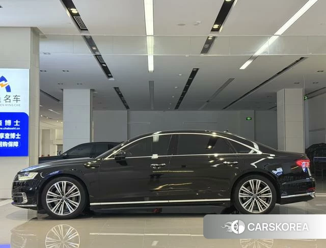 Audi A8 id 4240703 из Китая 10